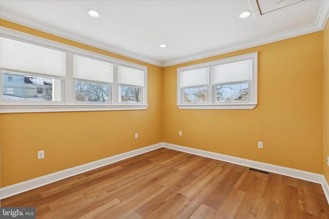 1281 SWAMP RD, Furlong, PA 18925