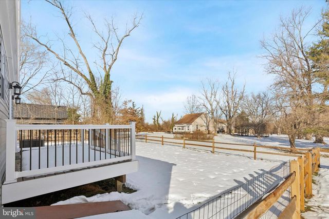 1281 SWAMP RD, Furlong, PA 18925