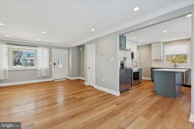 1281 SWAMP RD, Furlong, PA 18925