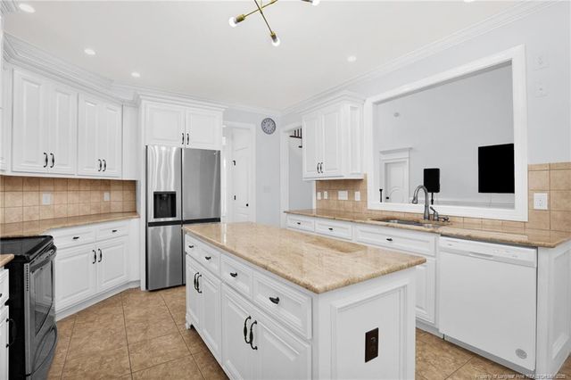 1612 Cape Point Drive, Fayetteville, NC 28312