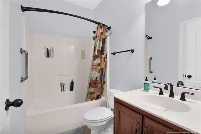 1612 Cape Point Drive, Fayetteville, NC 28312