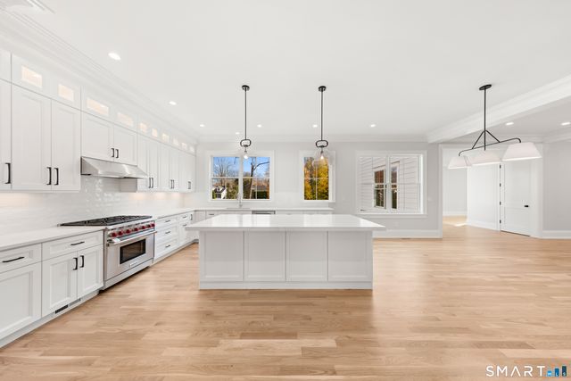 119 Harrison Avenue, New Canaan, CT 06840