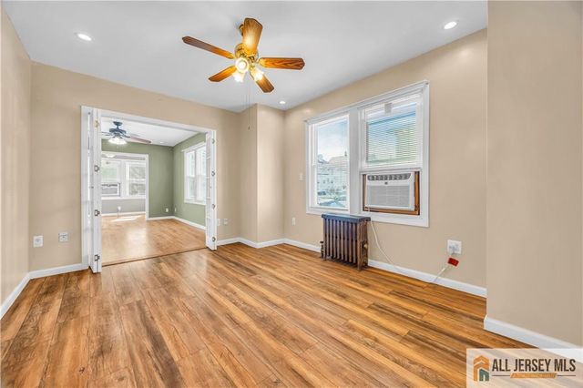 27 Charles Street, Carteret, NJ 07008