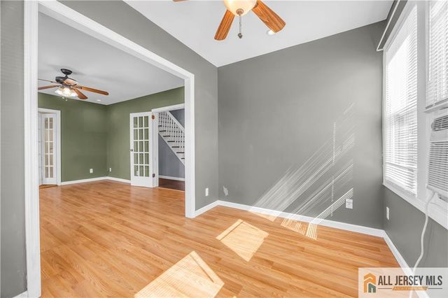 27 Charles Street, Carteret, NJ 07008