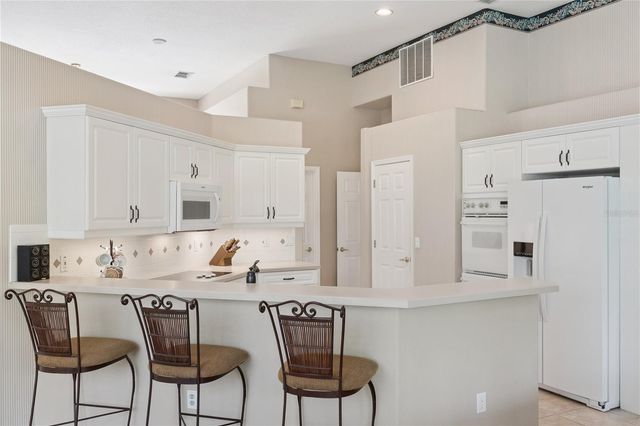 3823 WINDING LAKE CIRCLE, Orlando, FL 32835