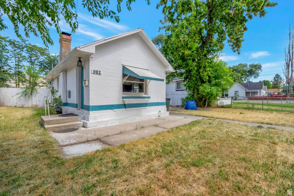982 S GRANT AVE, Ogden, UT 84404