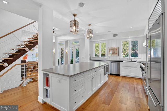 4509 LOWELL ST NW, Washington, DC 20016