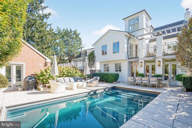 4509 LOWELL ST NW, Washington, DC 20016