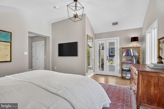 4509 LOWELL ST NW, Washington, DC 20016
