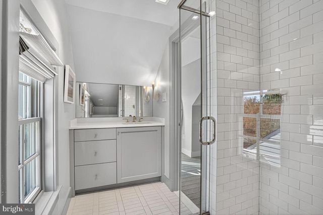 4509 LOWELL ST NW, Washington, DC 20016