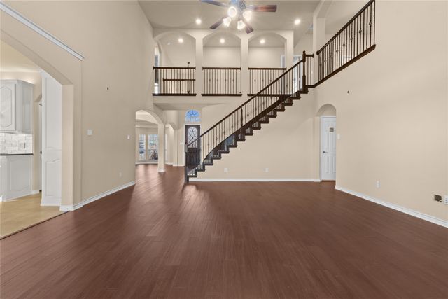 1300 Ghost Flower Drive, Fort Worth, TX 76177