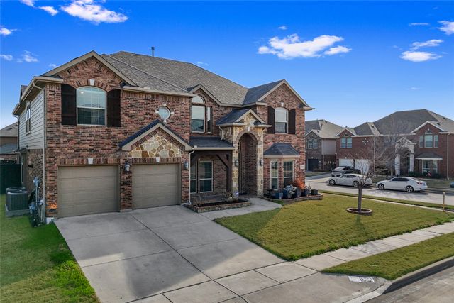 1300 Ghost Flower Drive, Fort Worth, TX 76177