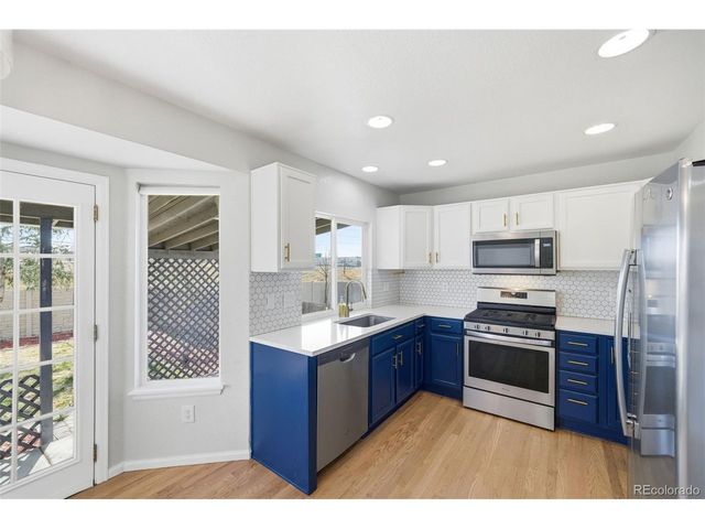 6672 Fonder Dr, Parker, CO 80134