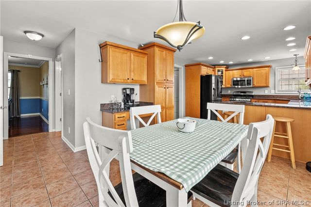 3125 Ambercrest Loop, Jeffersonville, IN 47130