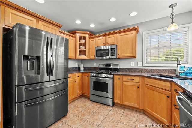 3125 Ambercrest Loop, Jeffersonville, IN 47130