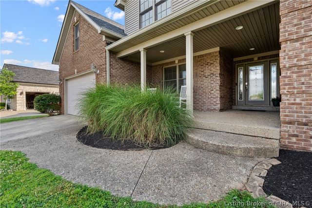3125 Ambercrest Loop, Jeffersonville, IN 47130