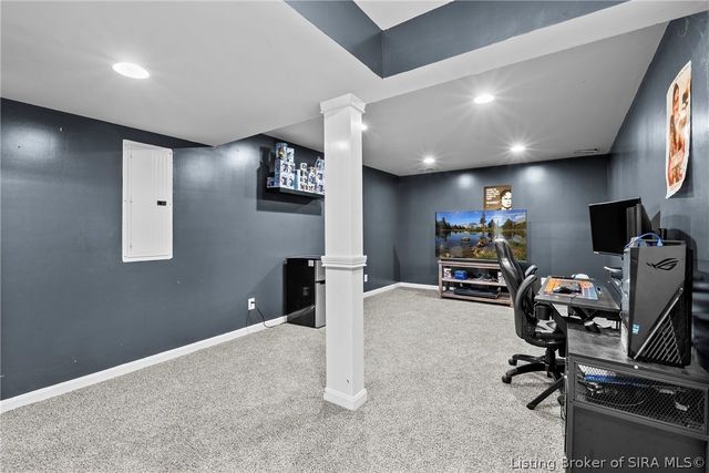3125 Ambercrest Loop, Jeffersonville, IN 47130
