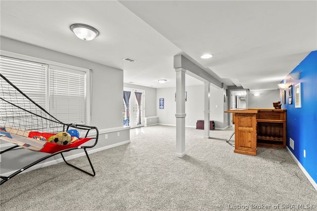 3125 Ambercrest Loop, Jeffersonville, IN 47130