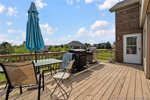 3125 Ambercrest Loop, Jeffersonville, IN 47130