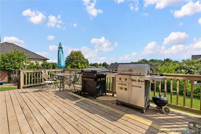 3125 Ambercrest Loop, Jeffersonville, IN 47130