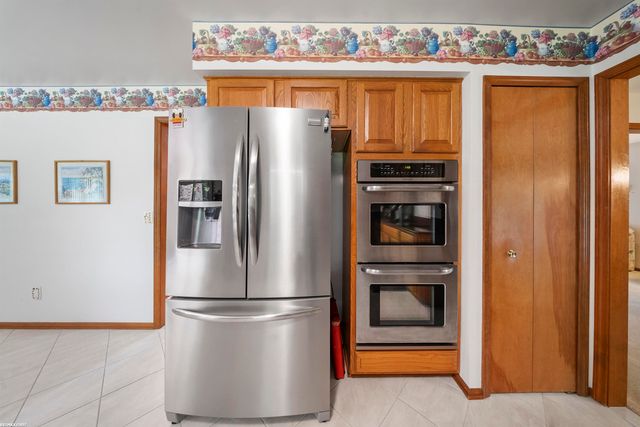 42150 Margaret Drive, Clinton Township, MI 48038