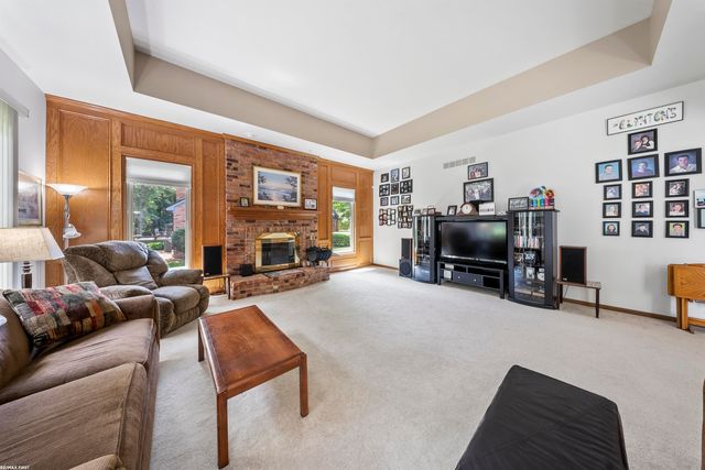 42150 Margaret Drive, Clinton Township, MI 48038