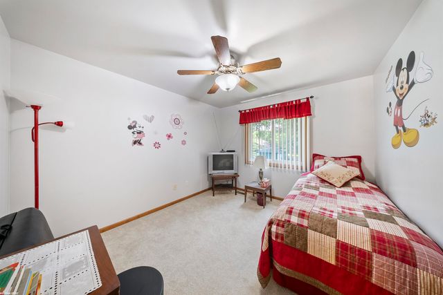 42150 Margaret Drive, Clinton Township, MI 48038