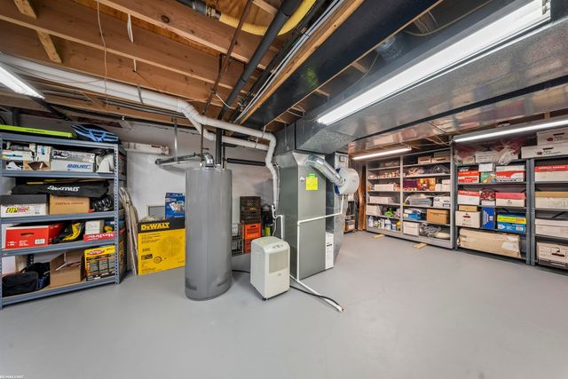 42150 Margaret Drive, Clinton Township, MI 48038