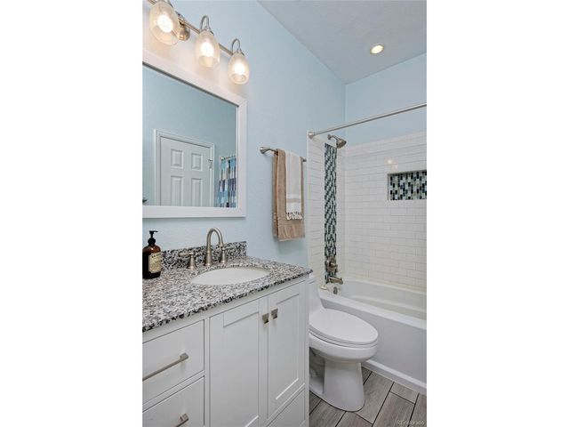 4316 Cambridge Ave, Broomfield, CO 80020