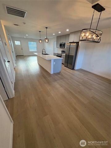 464 SW William Avenue, Chehalis, WA 98532