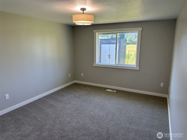 230 Adams Drive, Kelso, WA 98632