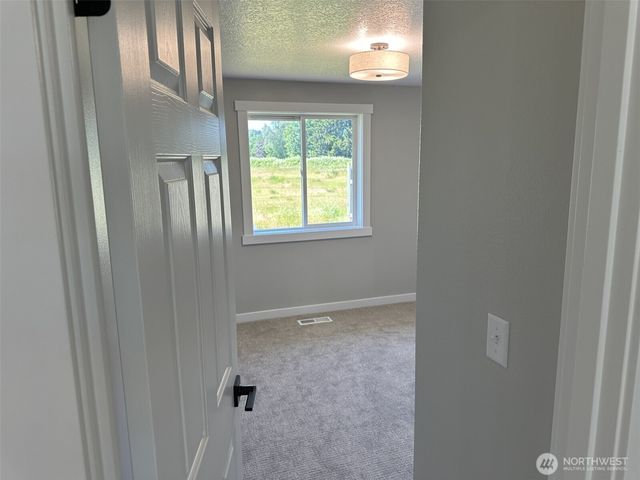 230 Adams Drive, Kelso, WA 98632