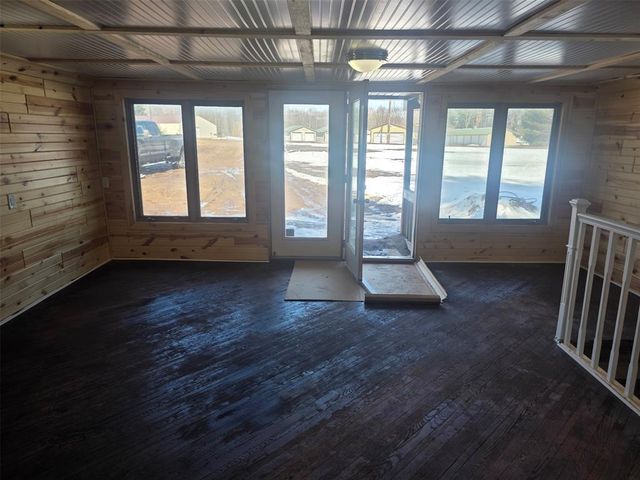 5017 State Road 70, Webster, WI 54893