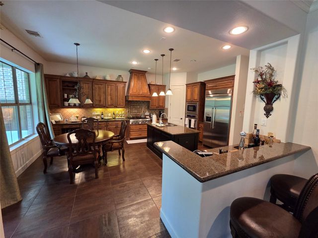 8811 Van Allen Drive, The Woodlands, TX 77381