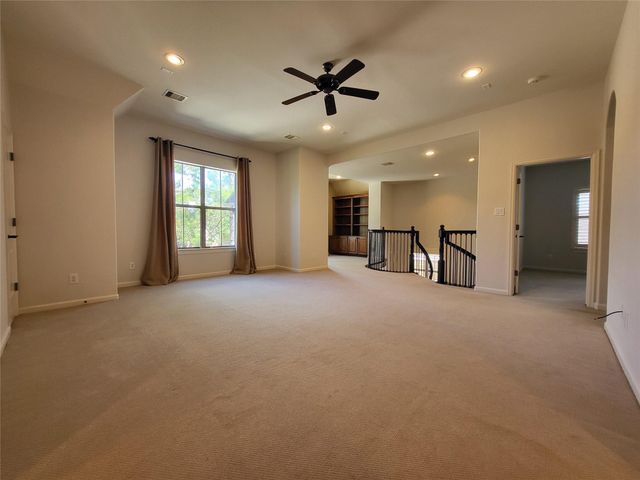 8811 Van Allen Drive, The Woodlands, TX 77381