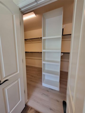8811 Van Allen Drive, The Woodlands, TX 77381
