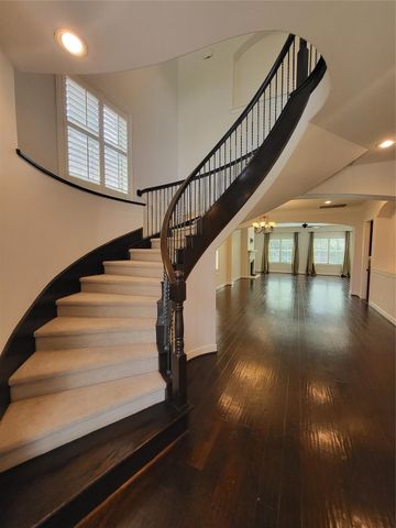 8811 Van Allen Drive, The Woodlands, TX 77381
