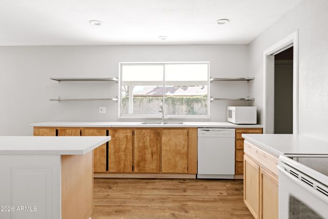 2843 E CORTEZ Street, Phoenix, AZ 85028