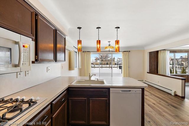 39375 E Archer Drive, Harrison Twp, MI 48045