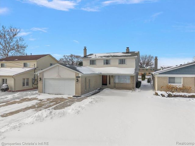 39375 E Archer Drive, Harrison Twp, MI 48045