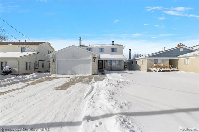 39375 E Archer Drive, Harrison Twp, MI 48045