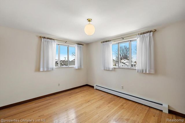 39375 E Archer Drive, Harrison Twp, MI 48045