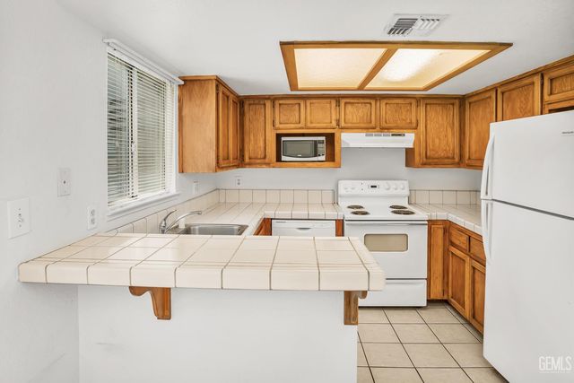 2600 Brookside Drive 134, Bakersfield, CA 93311