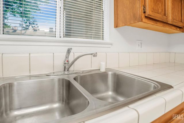 2600 Brookside Drive 134, Bakersfield, CA 93311