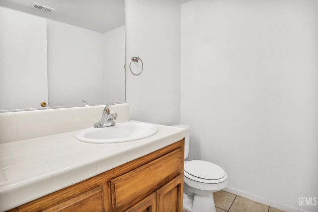 2600 Brookside Drive 134, Bakersfield, CA 93311