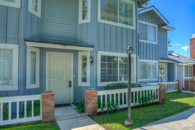 2600 Brookside Drive 134, Bakersfield, CA 93311