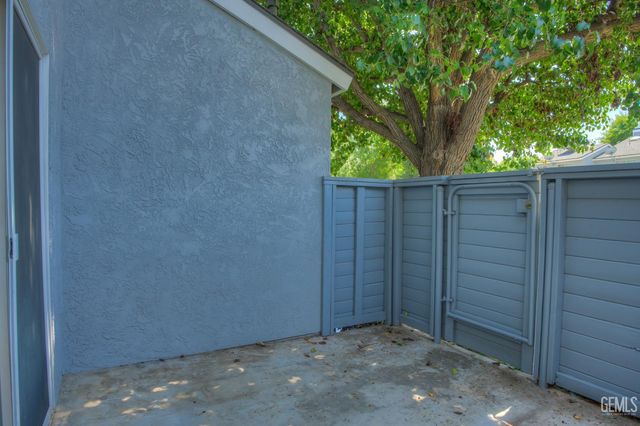 2600 Brookside Drive 134, Bakersfield, CA 93311