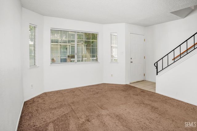 2600 Brookside Drive 134, Bakersfield, CA 93311