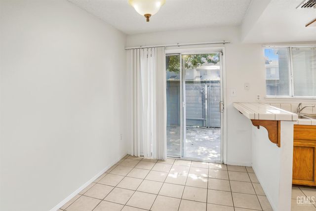2600 Brookside Drive 134, Bakersfield, CA 93311