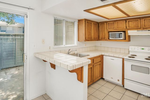 2600 Brookside Drive 134, Bakersfield, CA 93311